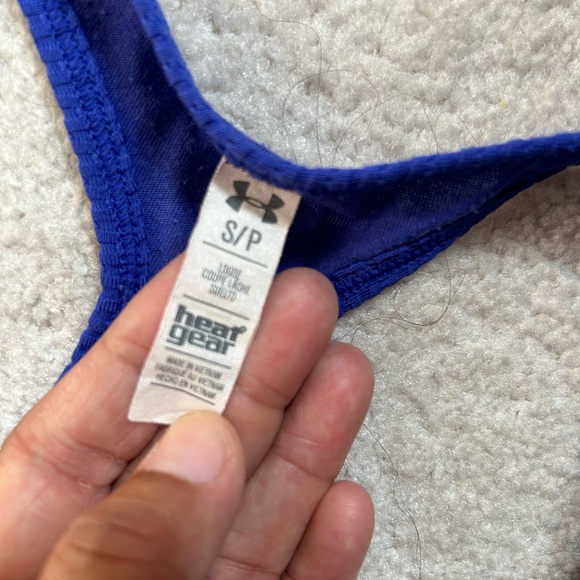 Under armour heat gear running tank - Picture 2 of 2